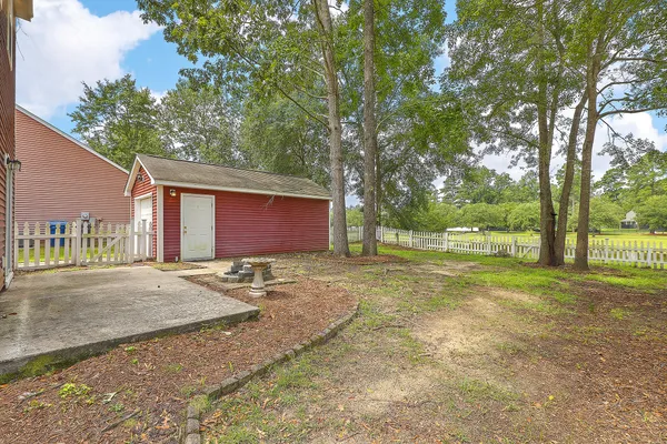 $2,065 | 8983 Planters Row Lane, Summerville, SC 29485