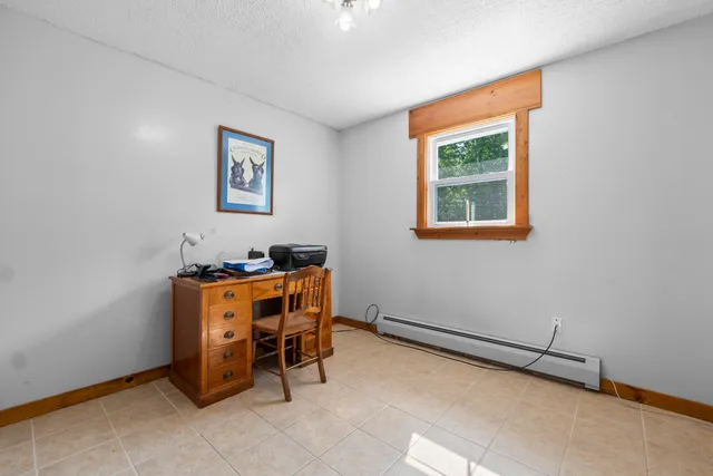 $425,000 | 19 Windy Meadows Drive, Manchester, ME 04351