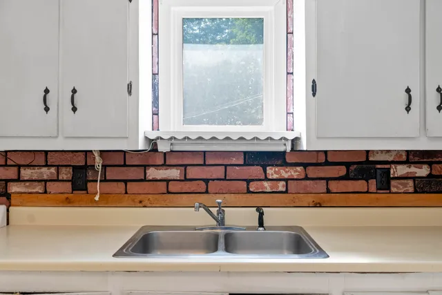 $425,000 | 19 Windy Meadows Drive, Manchester, ME 04351