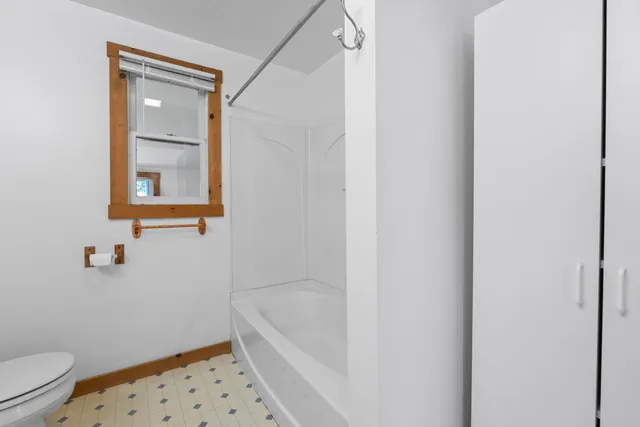 $425,000 | 19 Windy Meadows Drive, Manchester, ME 04351