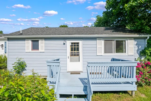 $425,000 | 19 Windy Meadows Drive, Manchester, ME 04351