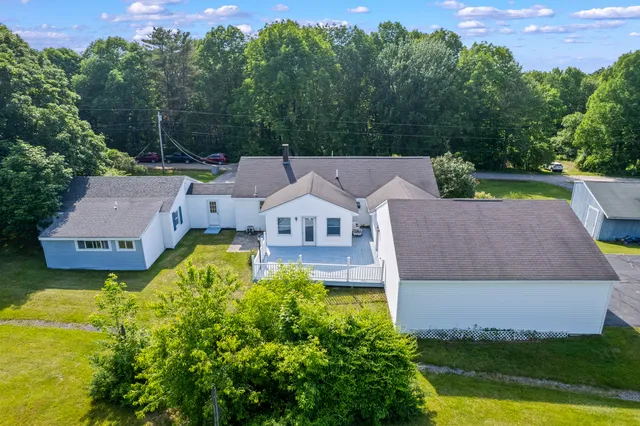 $425,000 | 19 Windy Meadows Drive, Manchester, ME 04351