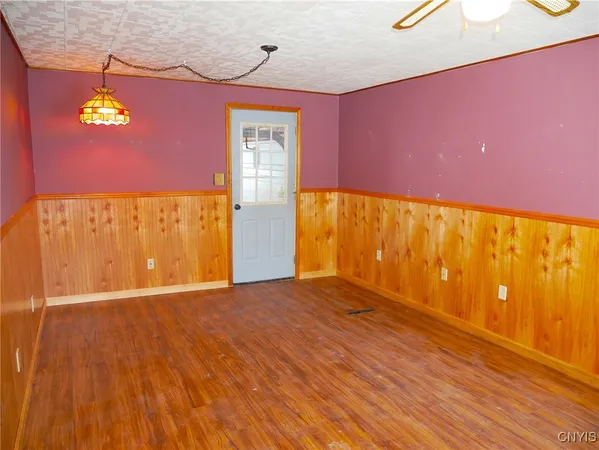 $189,000 | 174 Elmwood Avenue North, Sangerfield, NY 13480