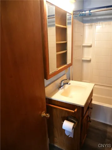 $194,500 | 174 Elmwood Avenue North, Sangerfield, NY 13480