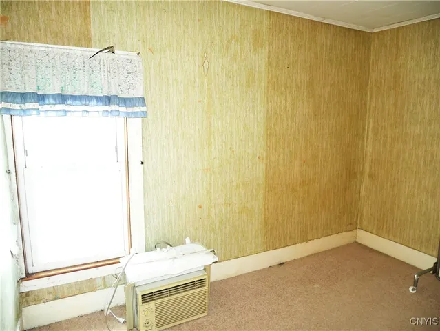 $194,500 | 174 Elmwood Avenue North, Sangerfield, NY 13480