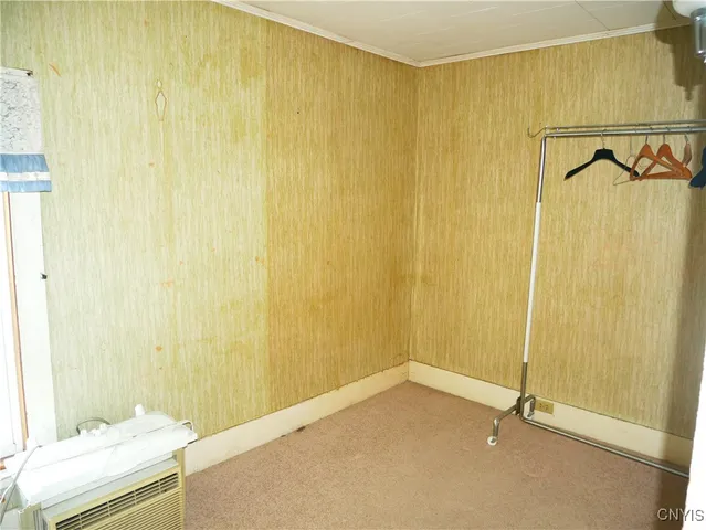 $194,500 | 174 Elmwood Avenue North, Sangerfield, NY 13480