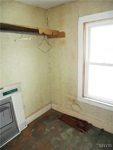 $194,500 | 174 Elmwood Avenue North, Sangerfield, NY 13480