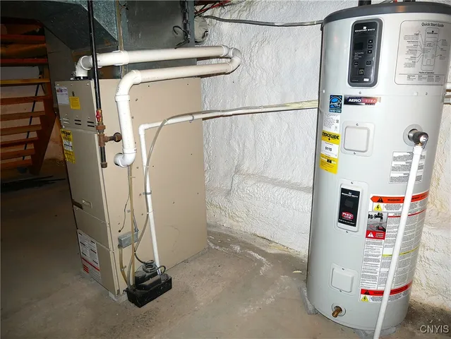 $194,500 | 174 Elmwood Avenue North, Sangerfield, NY 13480