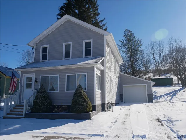 $194,500 | 174 Elmwood Avenue North, Sangerfield, NY 13480