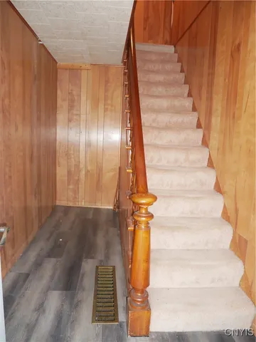 $194,500 | 174 Elmwood Avenue North, Sangerfield, NY 13480