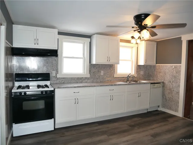 $194,500 | 174 Elmwood Avenue North, Sangerfield, NY 13480