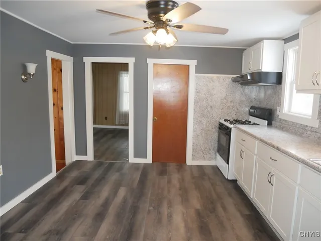 $194,500 | 174 Elmwood Avenue North, Sangerfield, NY 13480