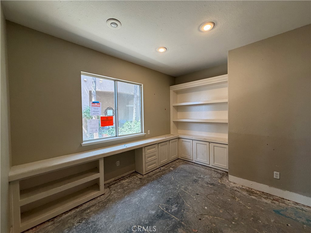 16183 Blue Haven Court Riverside, CA 92503 - Photo 13 of 61