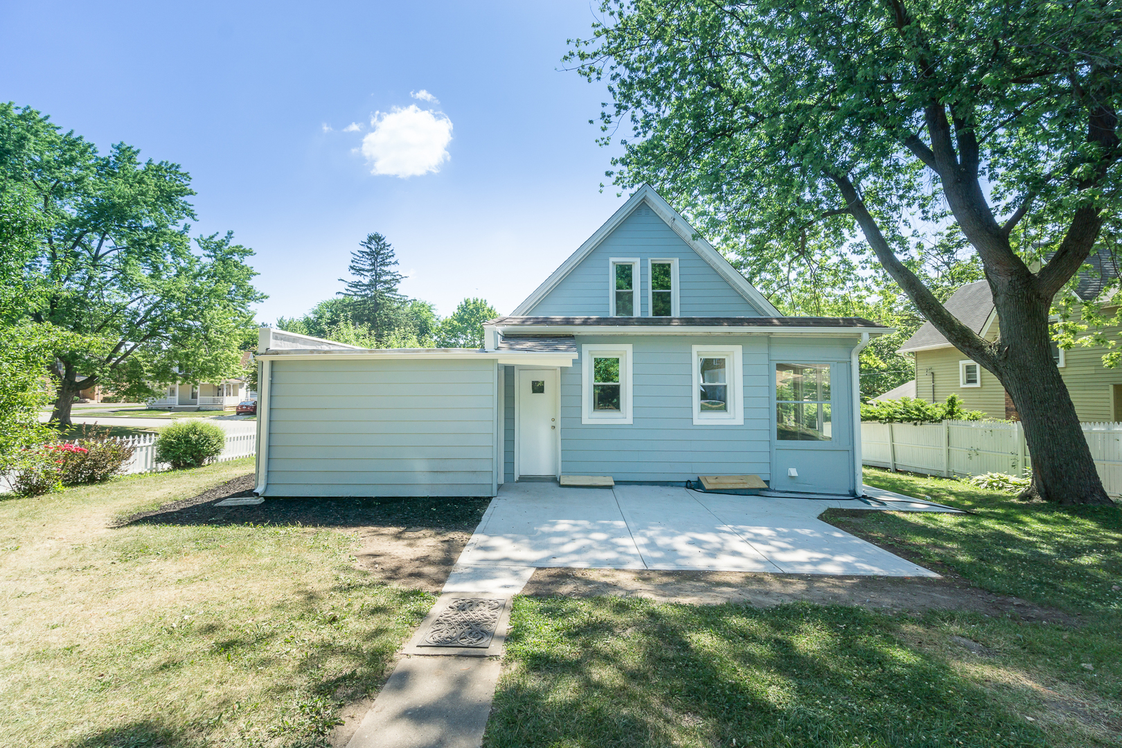 328 Silver Street Elgin, IL 60123 - Photo 21 of 27 Gallery Image 21