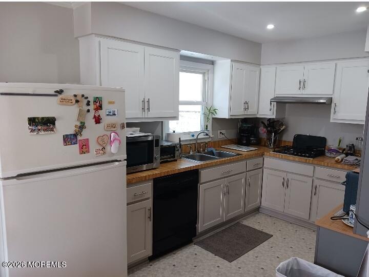 115 Pension Road Manalapan, NJ 07726 - Photo 6 of 19 Screenshot_20260202_113337_Gallery