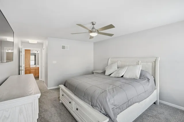 $264,900 | 1496 Lakewood Lane, Schererville, IN 46375