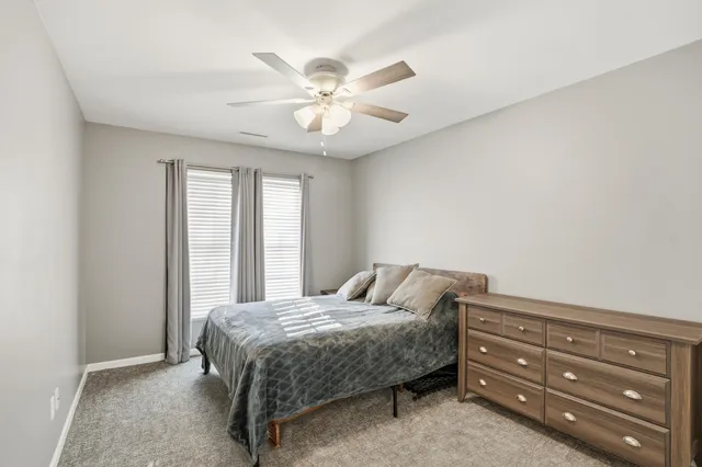 $264,900 | 1496 Lakewood Lane, Schererville, IN 46375