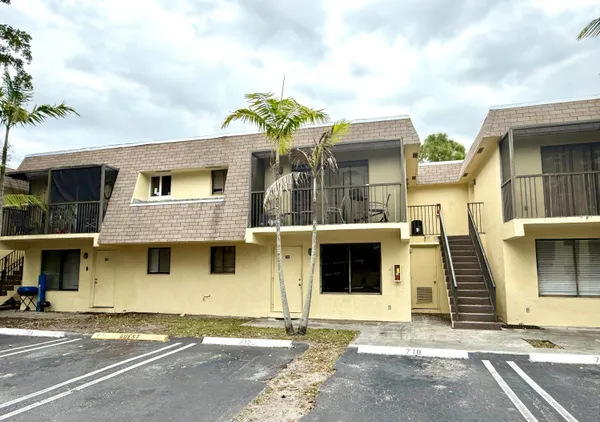 $159,000 | 1045 South Flagler Avenue, Unit 712, Pompano Beach, FL 33060