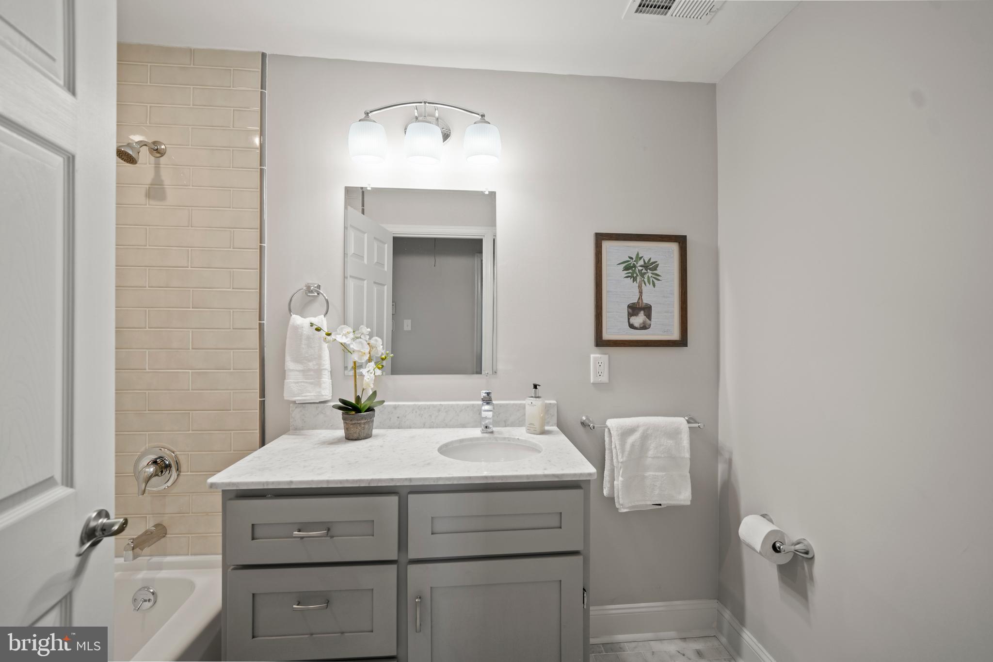 506 Newark Road Landenberg, PA 19350 - Photo 25 of 32 Bathroom