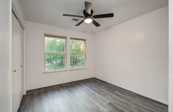 $2,050 | 5006 Village Springs Drive, Kingwood, TX 77339