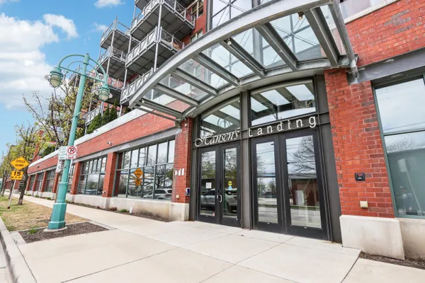 $1,865,000 | 541 East Erie Street, Unit 201, Milwaukee, WI 53202