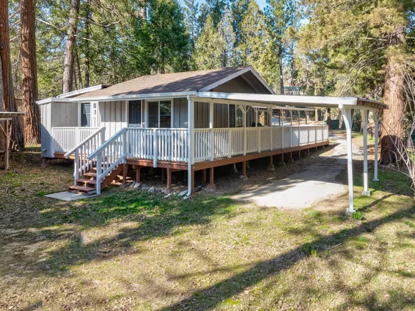 $450,000 | 51338 Hillside Drive, Oakhurst, CA 93644