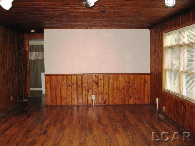 545 Manitou Road Manitou Beach, MI 49253 - Photo 9 of 18