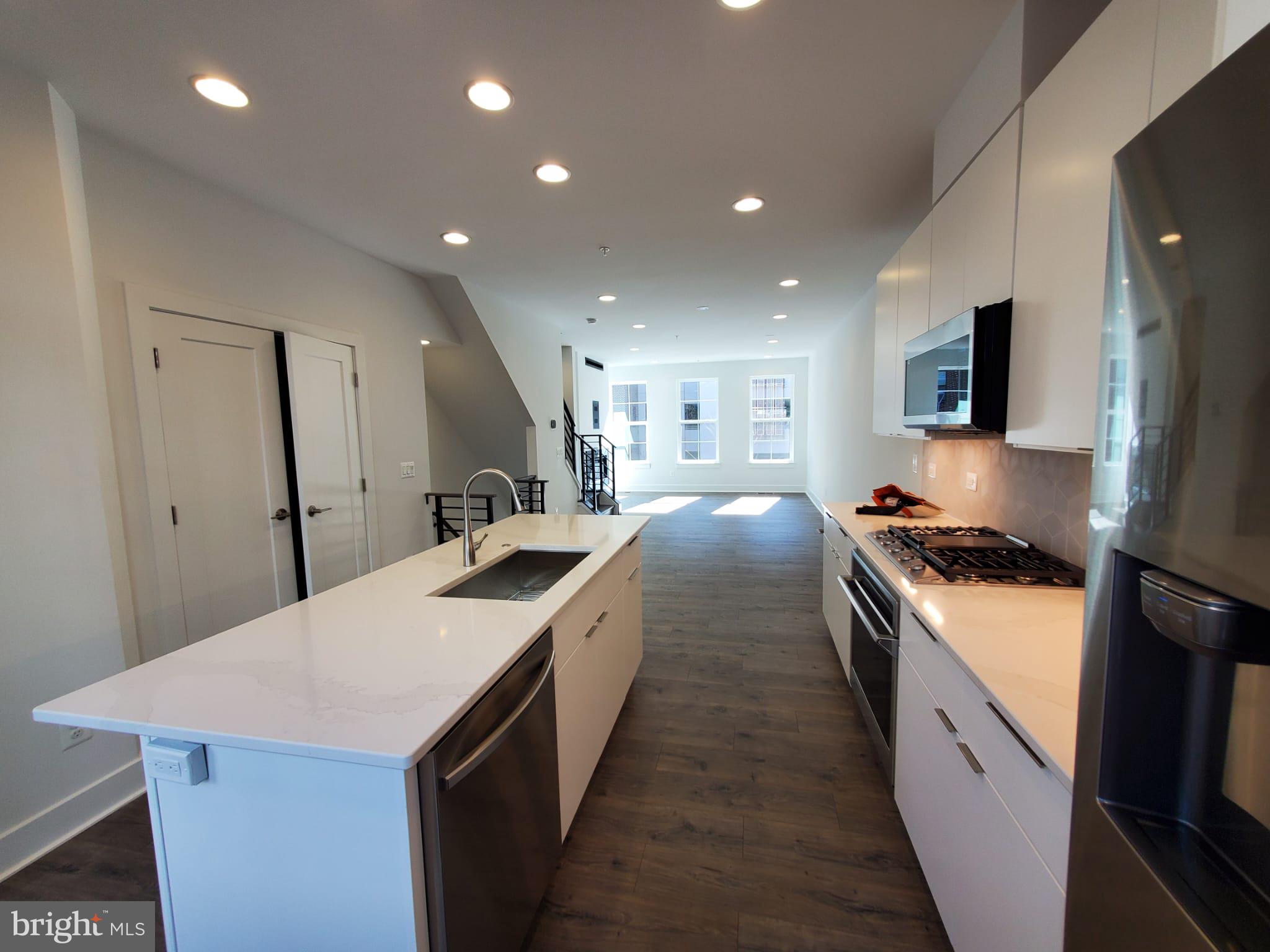 1882 Michael Faraday Drive Reston, VA 20190 - Photo 3 of 33