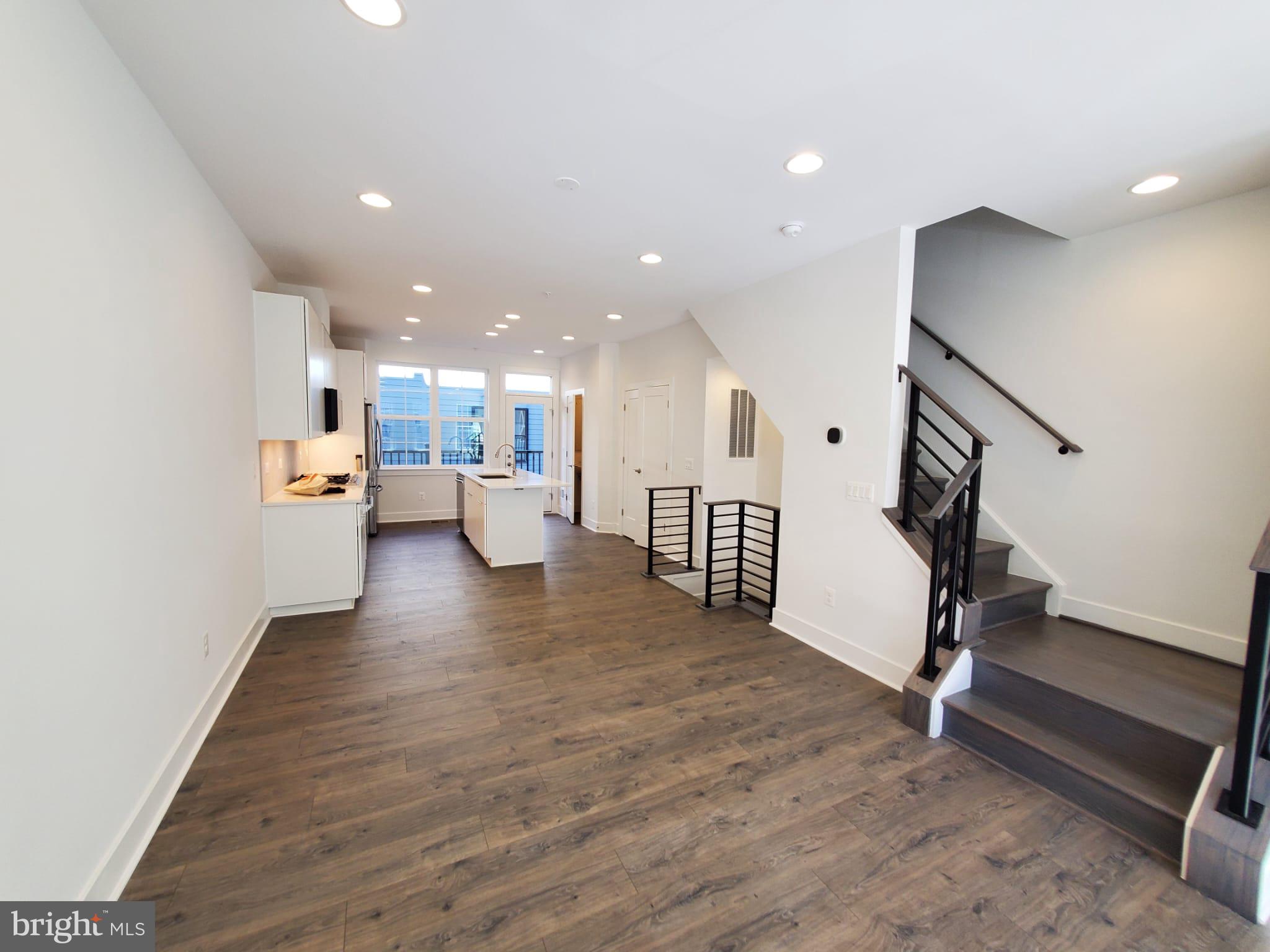 1882 Michael Faraday Drive Reston, VA 20190 - Photo 5 of 33