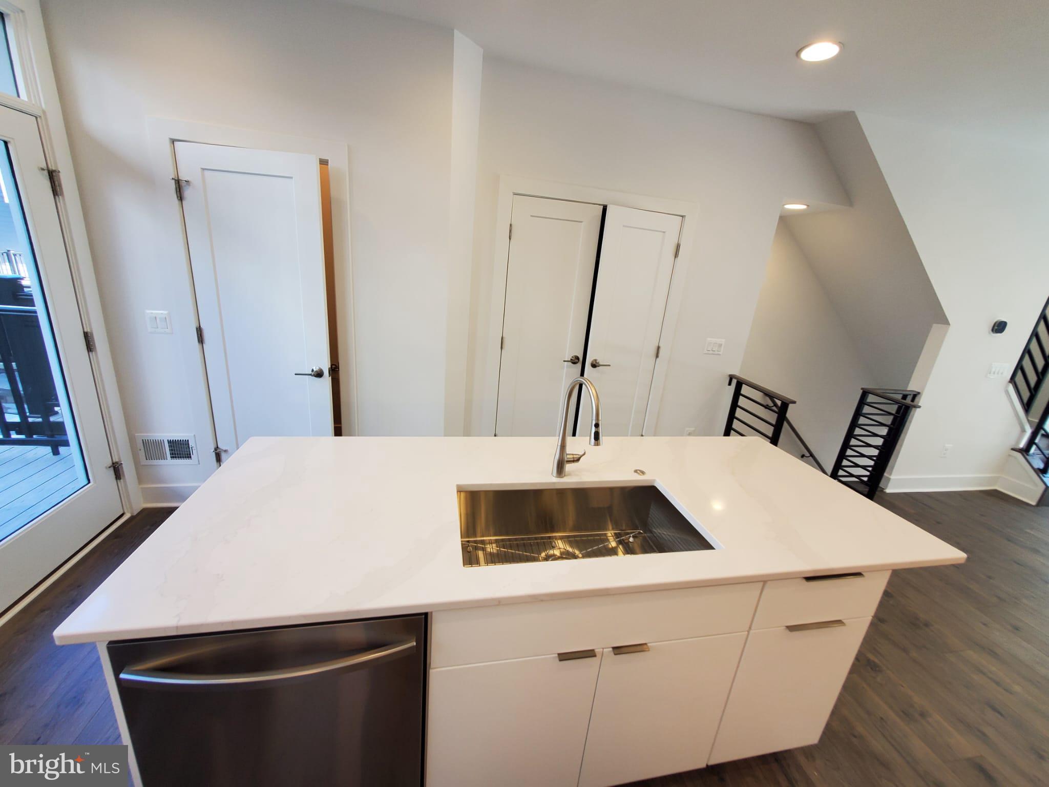 1882 Michael Faraday Drive Reston, VA 20190 - Photo 9 of 33