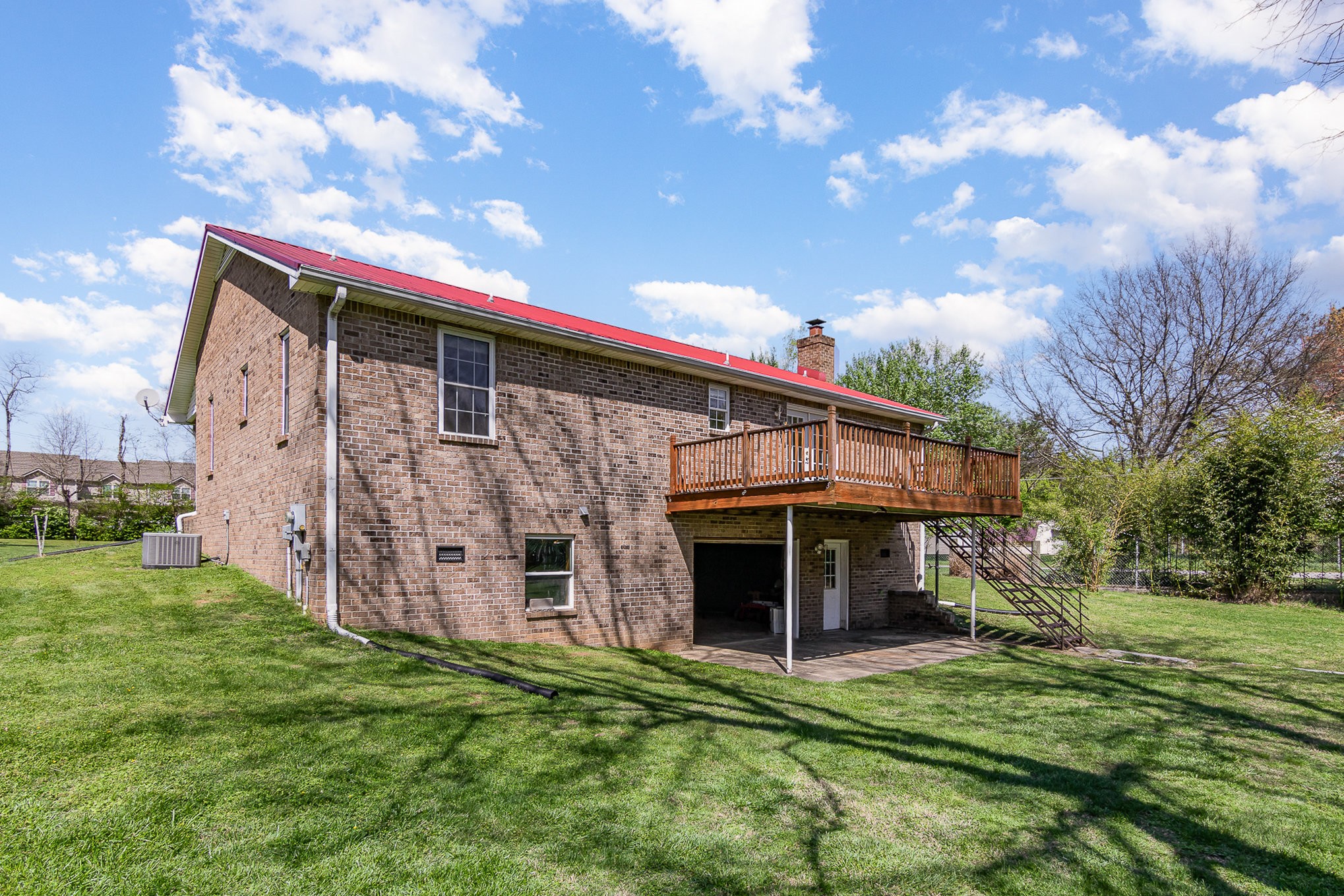 2575 Whitfield Road Clarksville, TN 37040 - Photo 27 of 30 a view of a porch with a yard