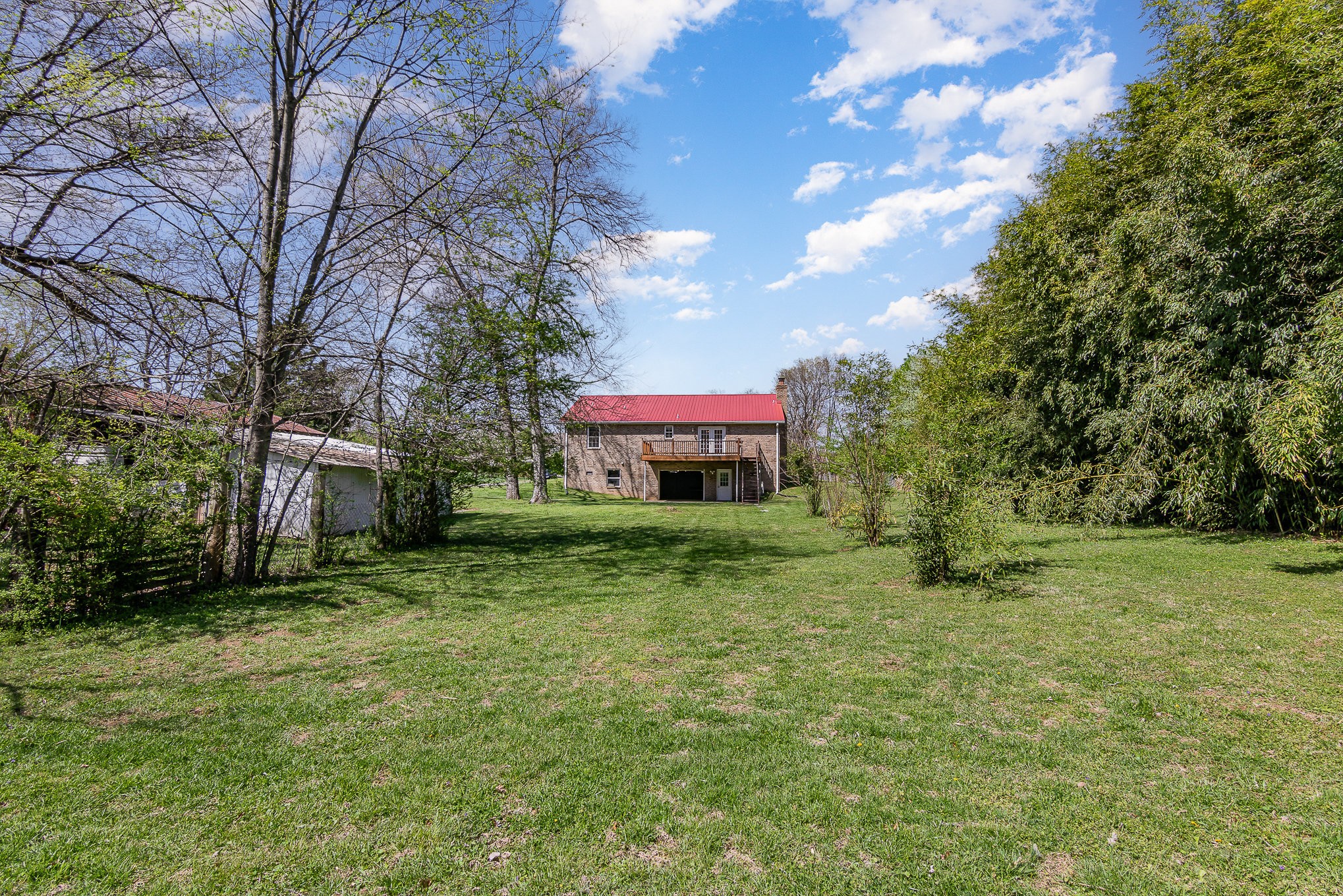 2575 Whitfield Road Clarksville, TN 37040 - Photo 28 of 30 a house view with a garden space