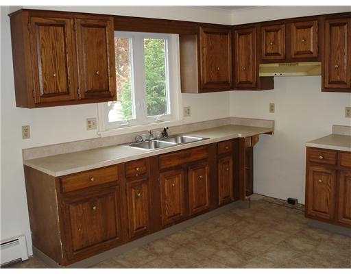 83 Carey Court Woonsocket, RI 02895 - Photo 5 of 11 Kitchen.
