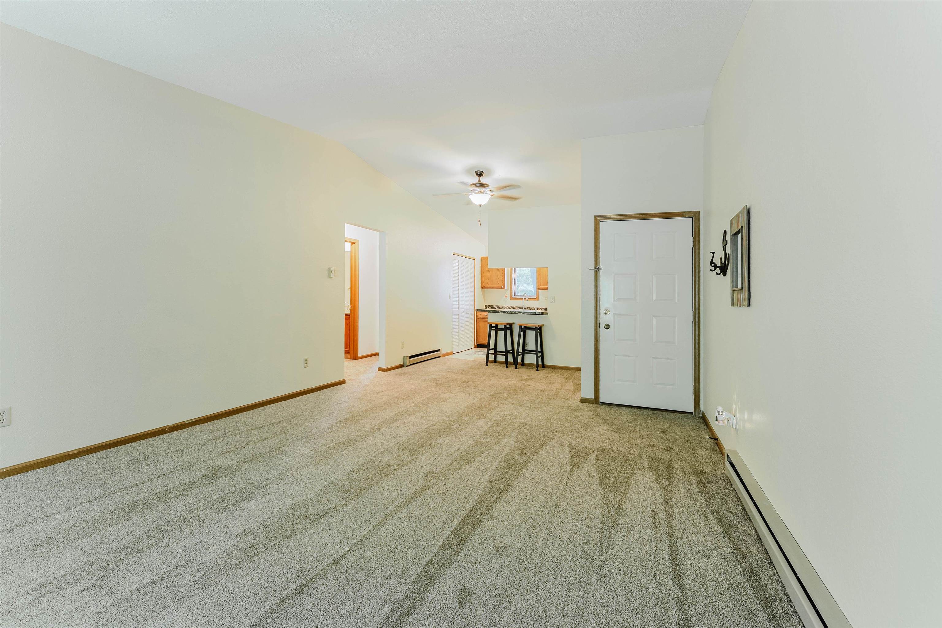 280 North Campbell Road, Unit C Oshkosh, WI 54902 - Photo 9 of 26