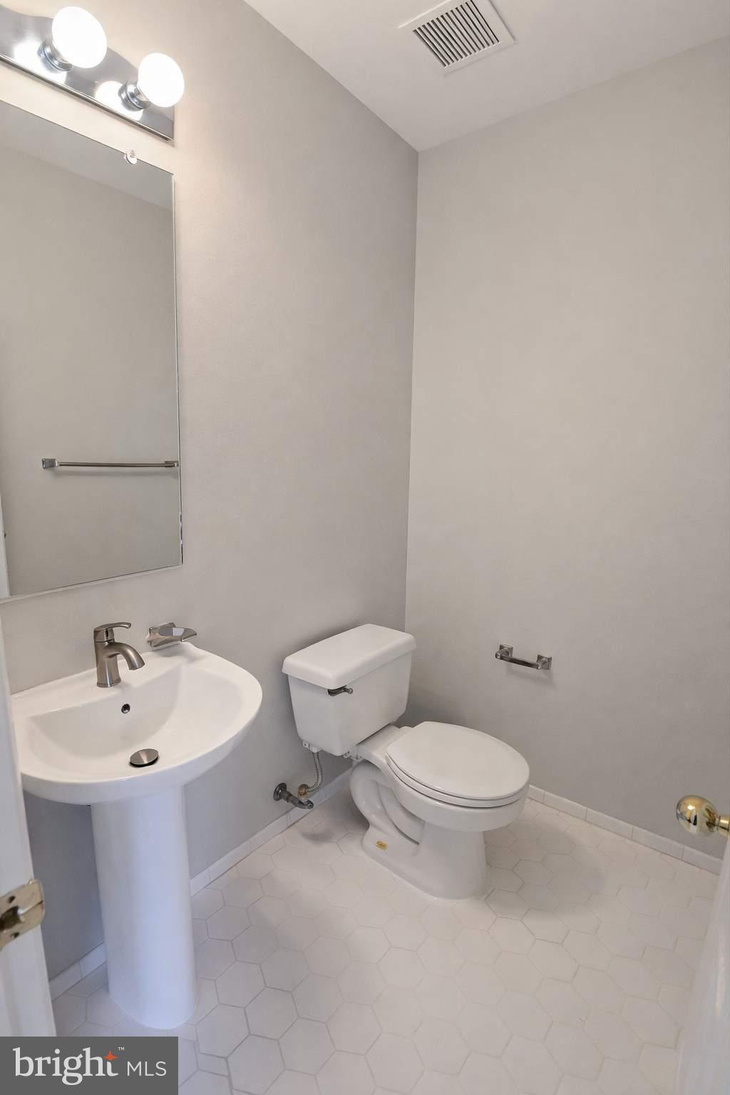 4 Elm Tree Court Silver Spring, MD 20906 - Photo 14 of 23