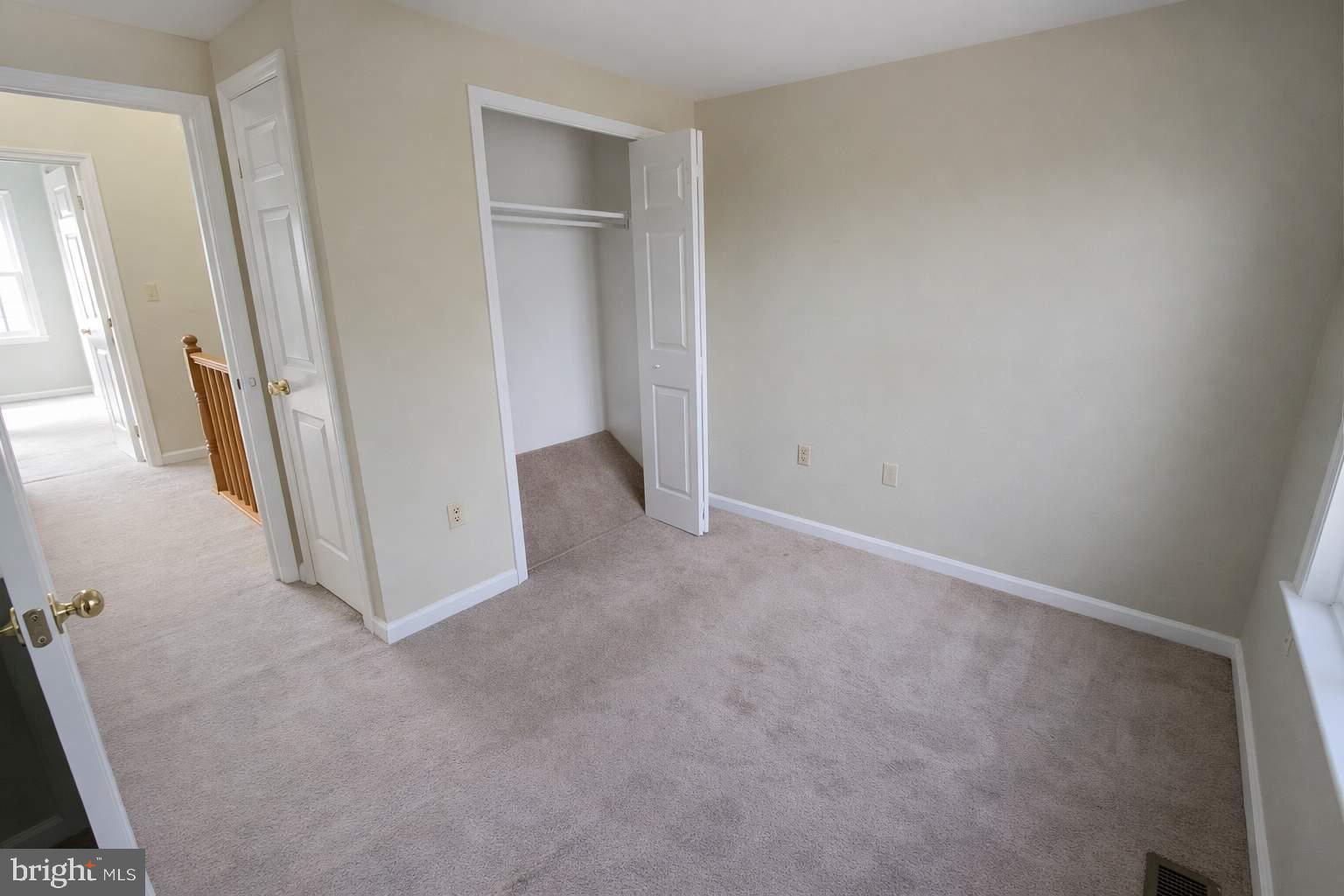 4 Elm Tree Court Silver Spring, MD 20906 - Photo 3 of 23