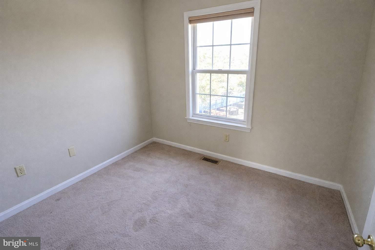 4 Elm Tree Court Silver Spring, MD 20906 - Photo 10 of 23