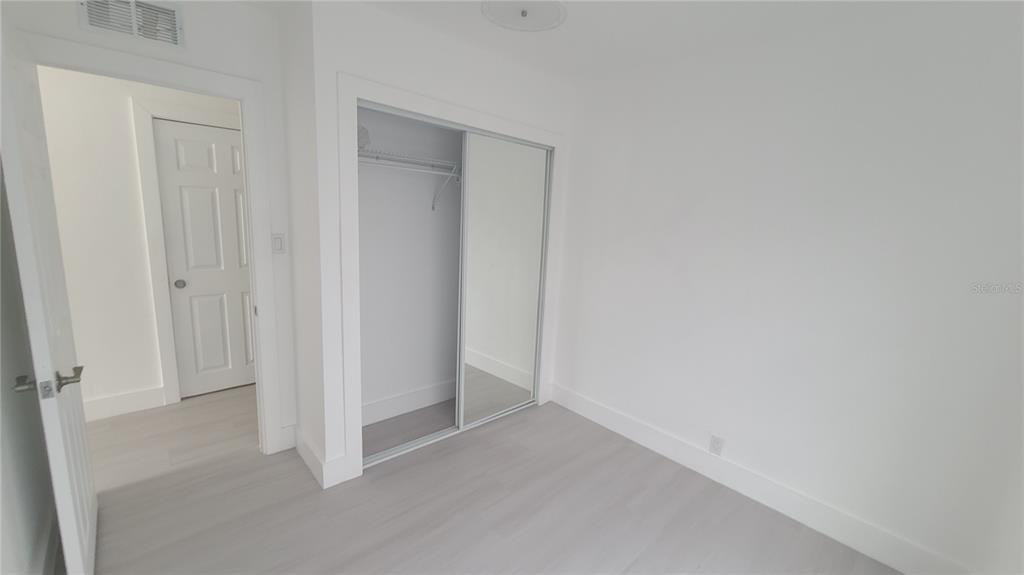 2519 West Walnut Street Tampa, FL 33607 - Photo 8 of 19 a view of empty room