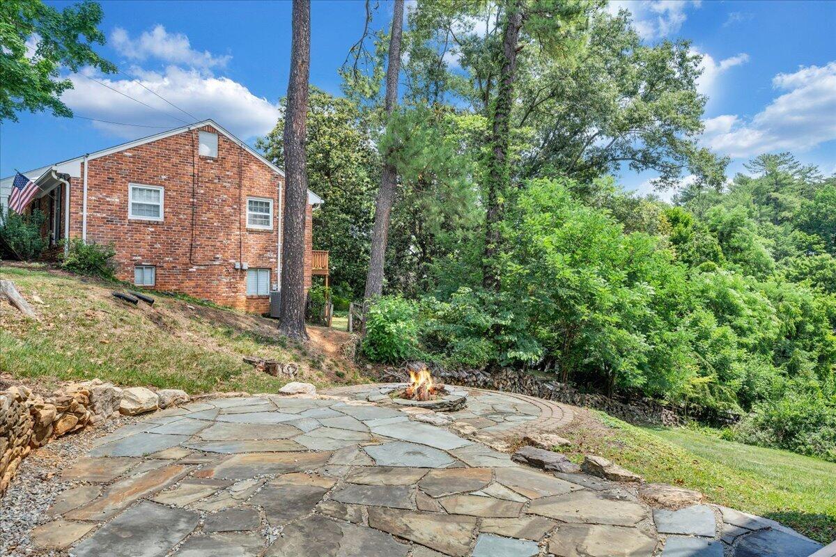 3702 Winding Way Road Southwest Roanoke, VA 24015 - Photo 49 of 80 049-MIB07501
