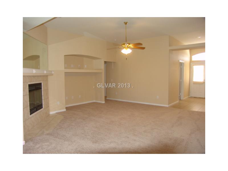 230 Jarvis Road Pahrump, NV 89060 - Photo 3 of 25 Living Room.