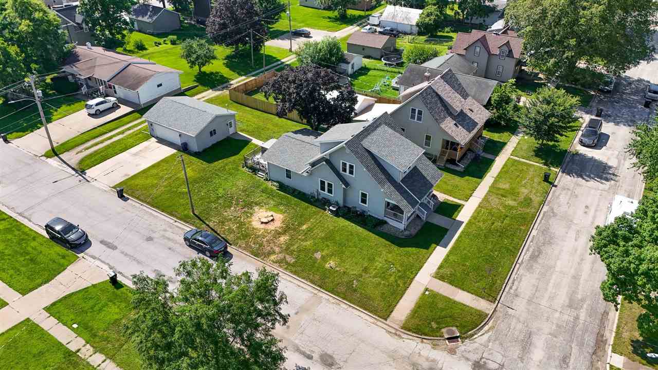 210 Walnut Street Tipton, IA 52772 - Photo 5 of 46 Gallery Image 5