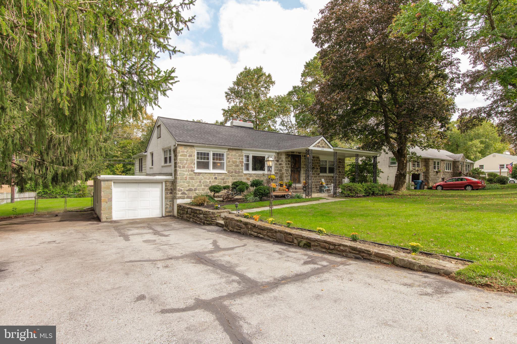 335 St James Road West Chester, PA 19380 - Photo 4 of 45 Gallery Image 4