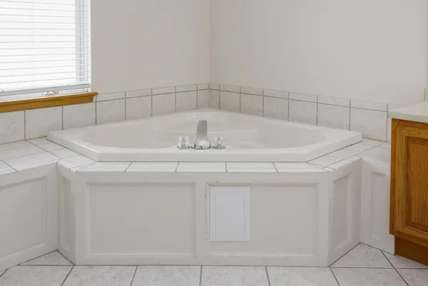 $699,000 | 78 Apple Blossom Drive, Lebanon, NH 03784