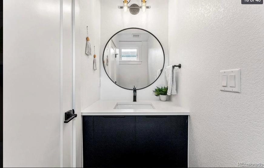 3919 Cook Street Denver, CO 80205 - Photo 18 of 40