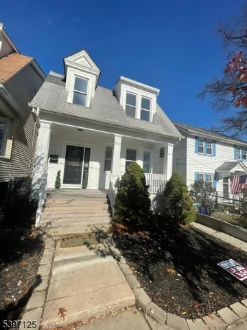 $2,900 | 114 Overlook Avenue, Unit 1, Belleville, NJ 07109