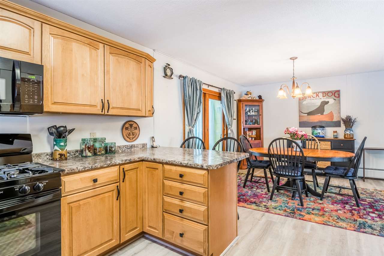 89 Oregon Road Littleton, NH 03561 - Photo 4 of 40