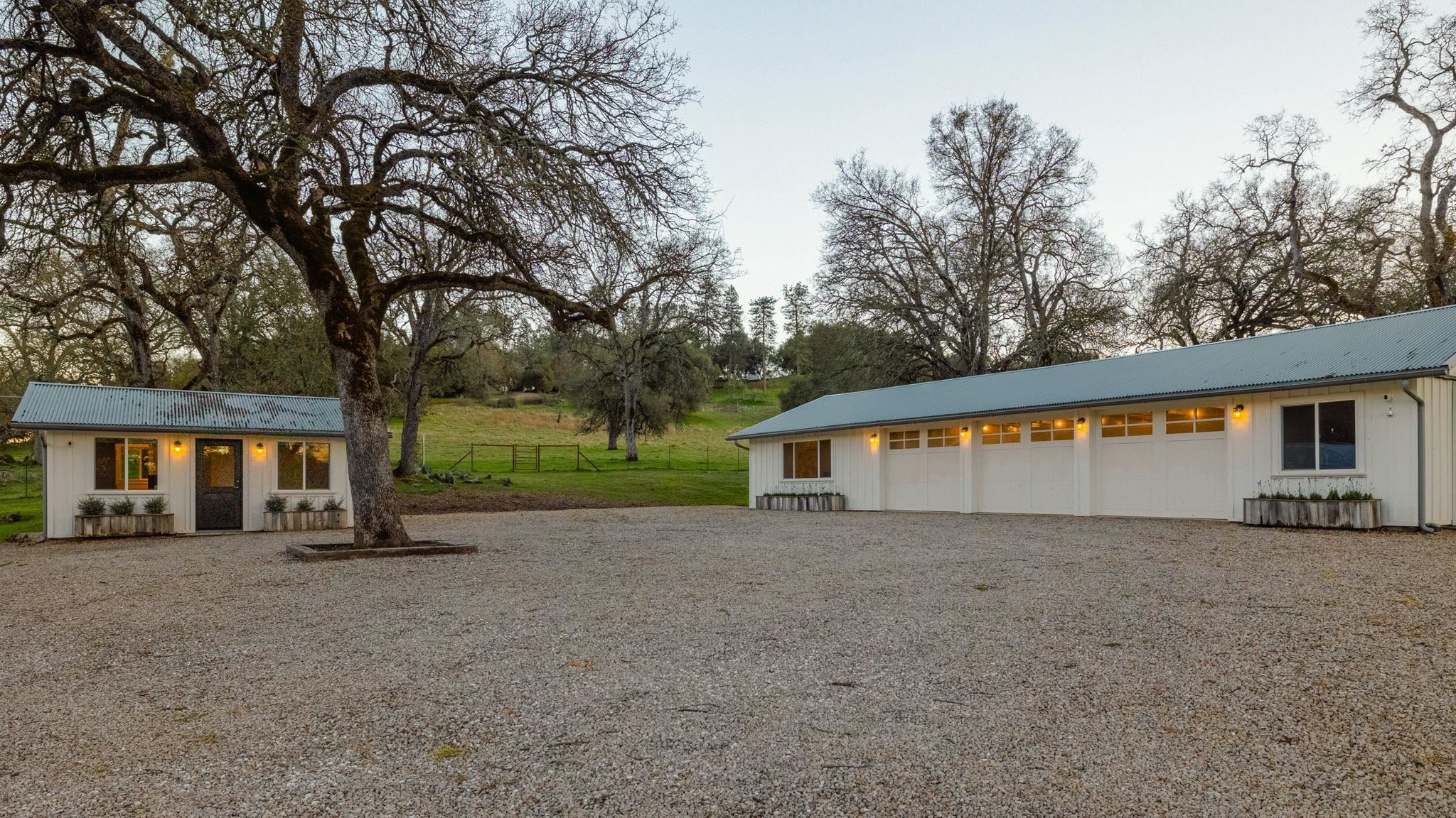 514 Appaloosa Road Angels Camp, CA 95222 - Photo 3 of 57 Circle Driveway with 3 Car Garage Adjacent to Home