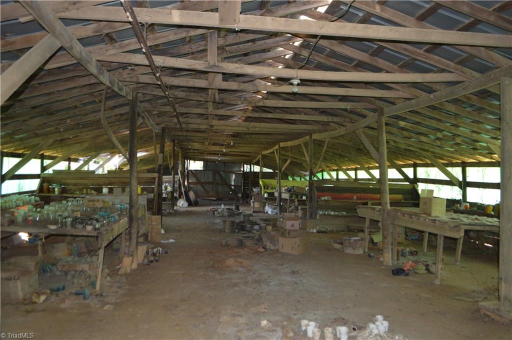 1020 Hunter Farm Road Pilot Mountain, NC 27041 - Photo 37 of 42 Gallery Image 37