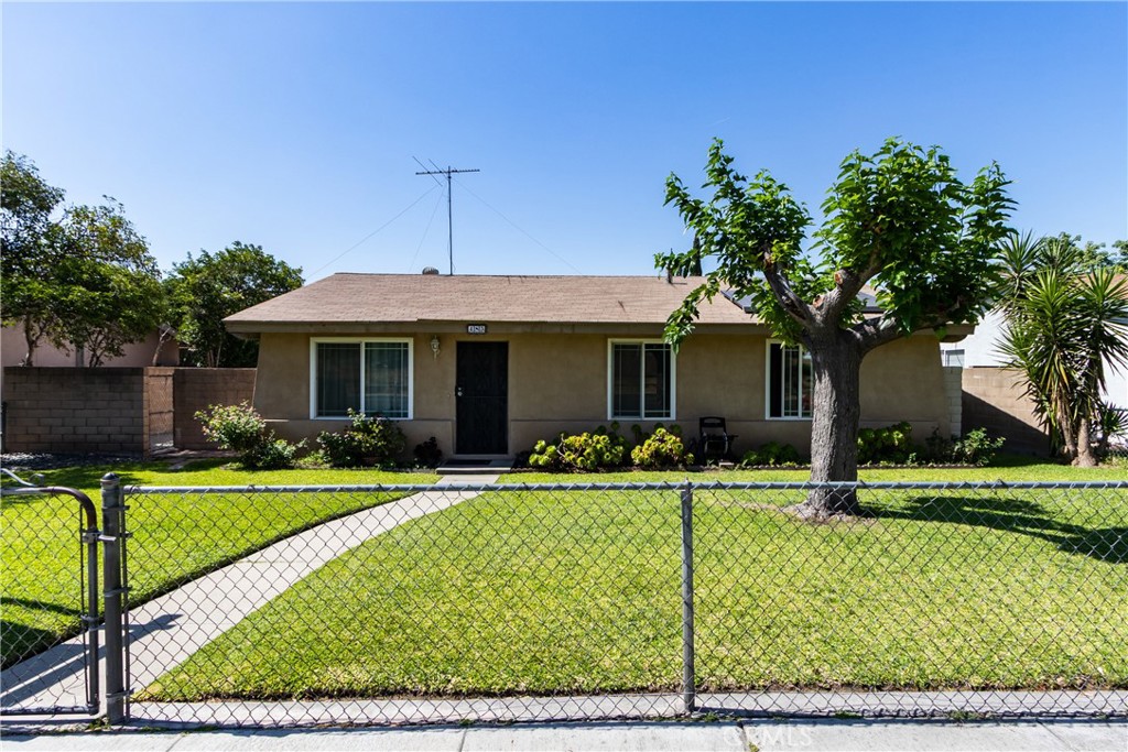 485 East Randall Avenue Rialto, CA 92376 - Photo 7 of 37