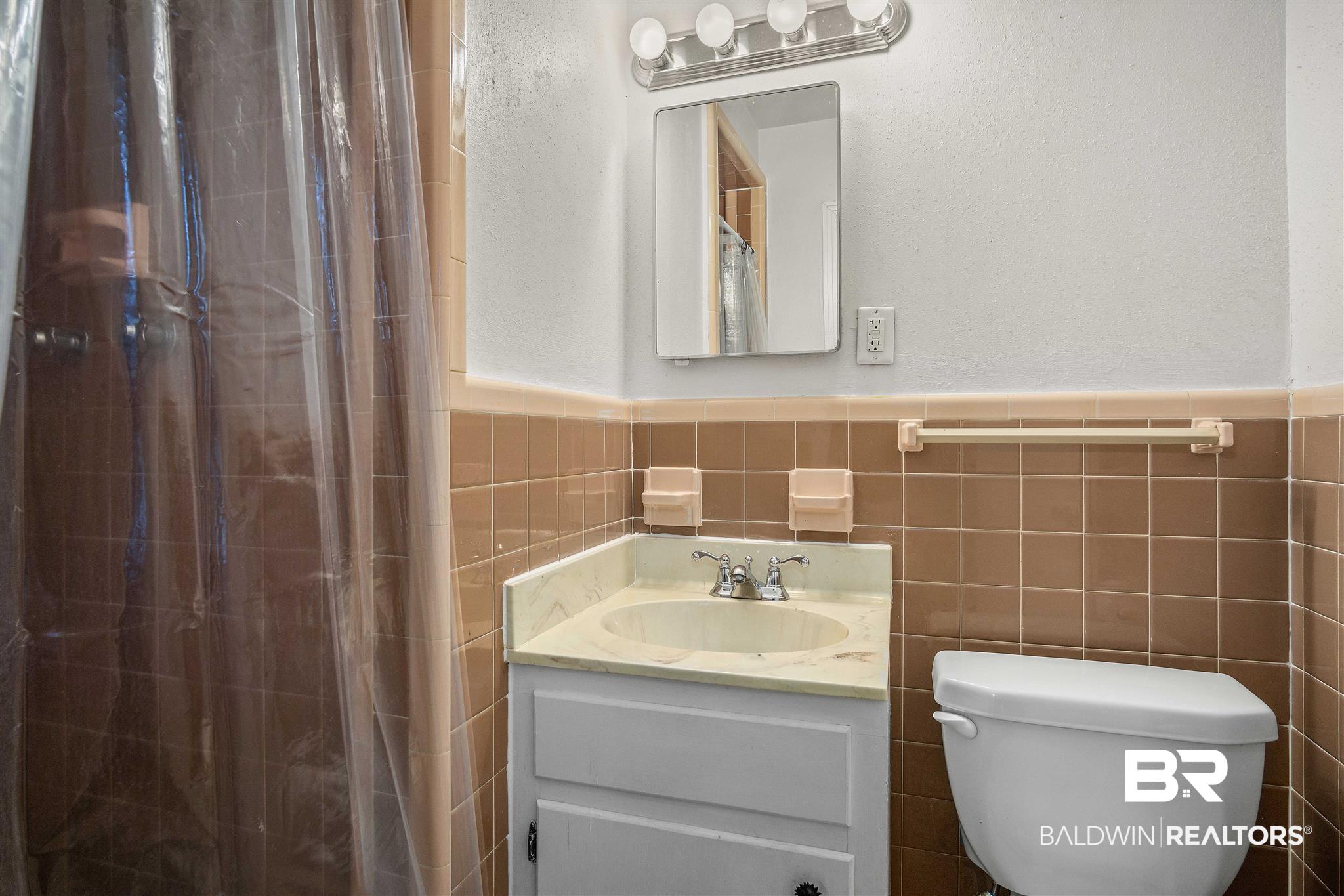1574 Dover Street Mobile, AL 36618 - Photo 18 of 25